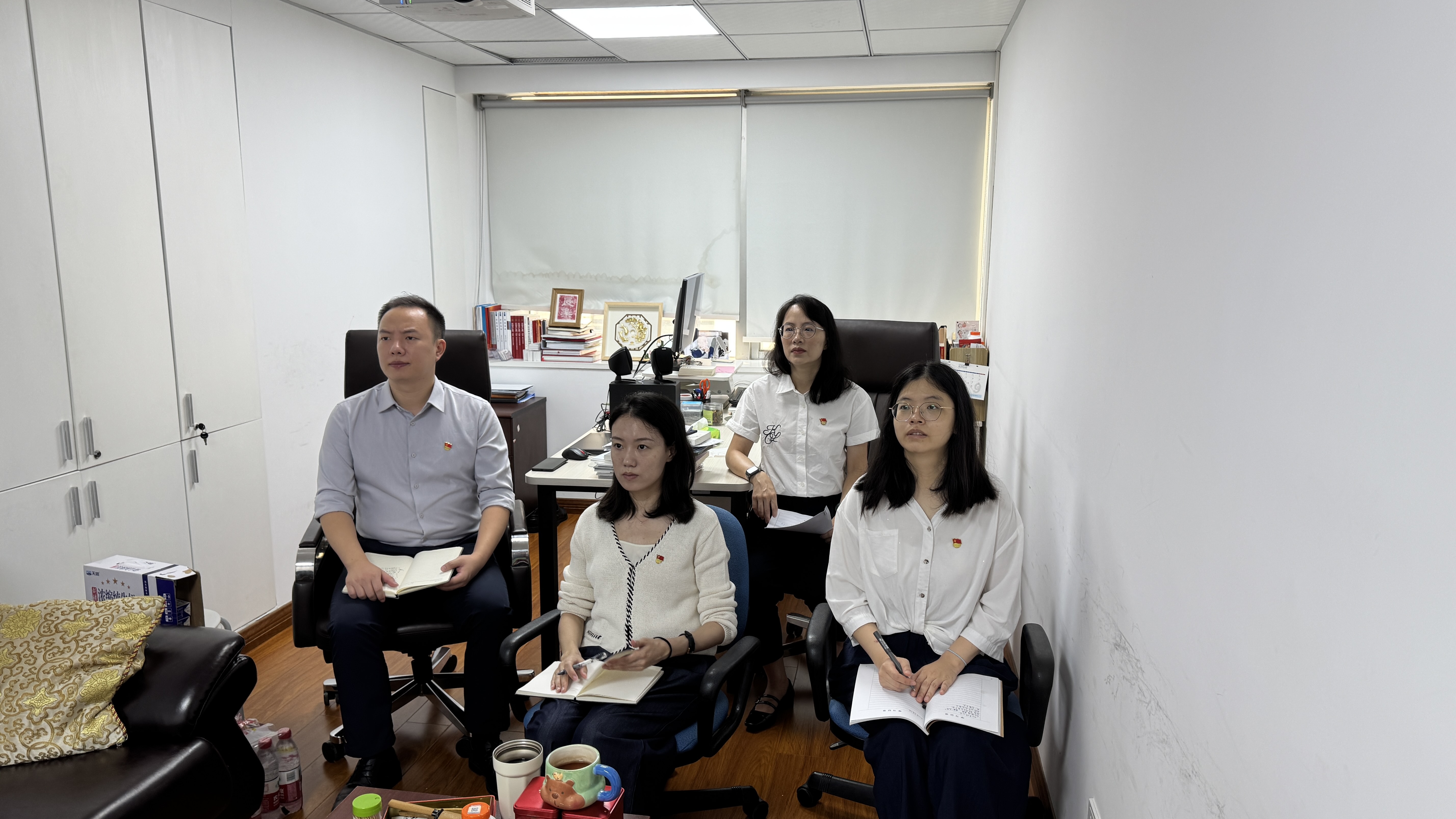 协会党支部开展“铭记历史 缅怀英烈” 主题党日活动